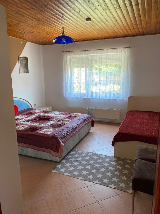 House Damado Deluxe Villa Otteveny Buitenkant foto